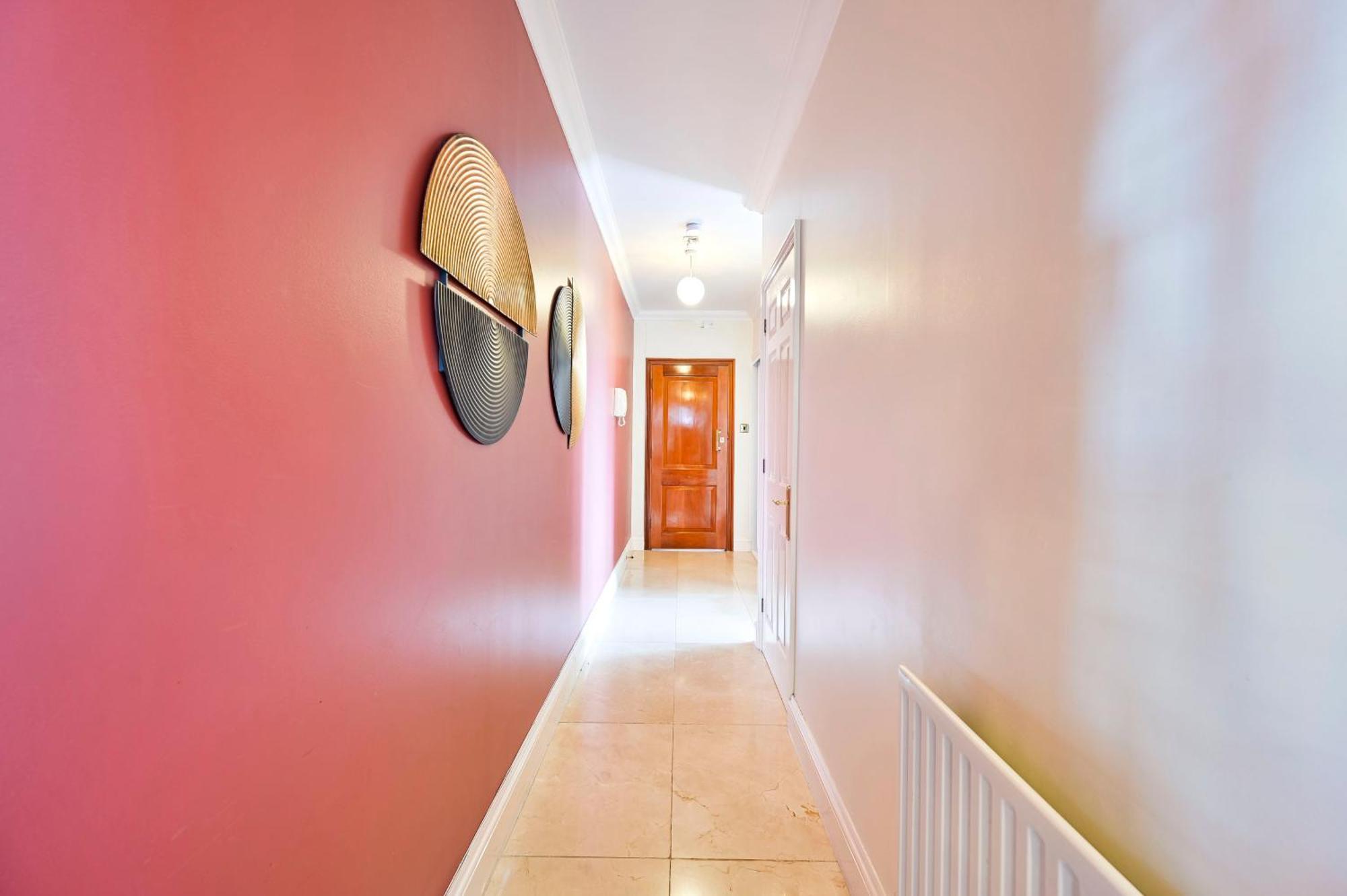 Stylish Kilburn Escape - Boutique Living In Appartement
